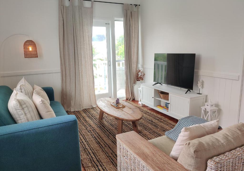 Marcoola Apartment | Eugarie Seaside Guesthouse