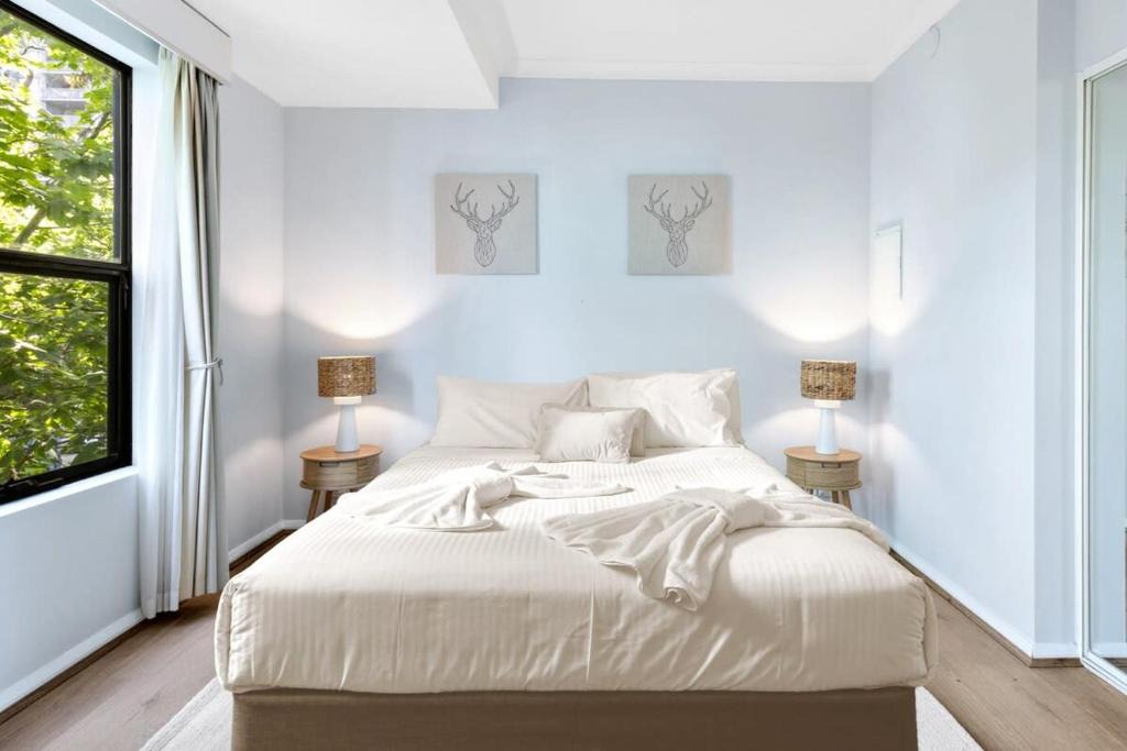 Northbridge Apartment | Exclusive Northbridge Apt w Wi-Fi Pool