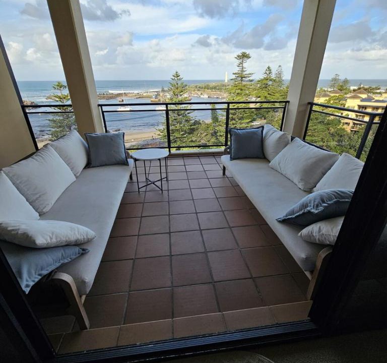 Wollongong Apartment | Executive Penthouse Apartment