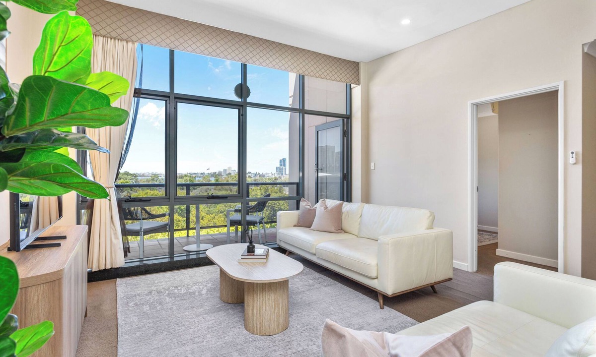 Perth Central Business District Apartment | Experience the perfect blend of urban convenience and natural beauty in this spacious, light-filled 3-bedroom apartment. Situated on the doorstep of Kings Park and the Swan River, this home offers a tranquil retreat right in the heart of Perth.