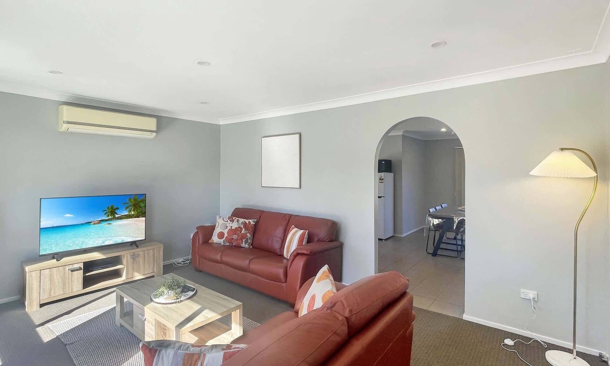 Batehaven House | Family 3-Bed Retreat Near Batehaven Beach