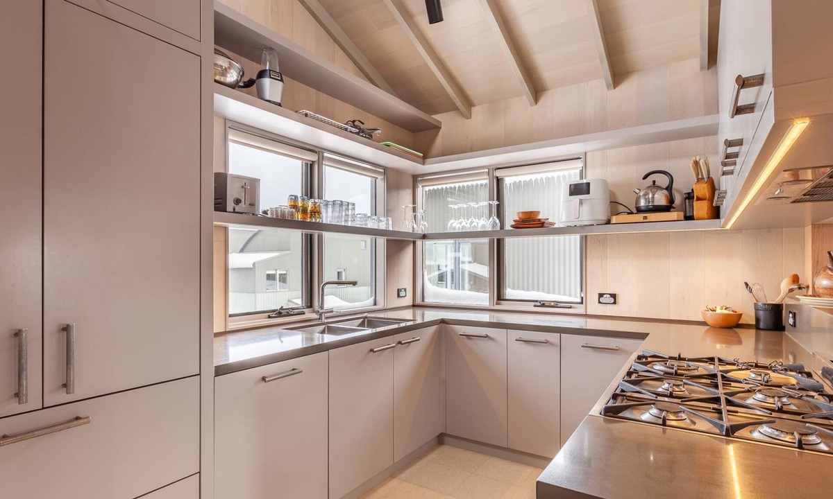 Perisher Valley Apartment | Family Chalet 34 - Luxury 2 bedroom Family Chalet