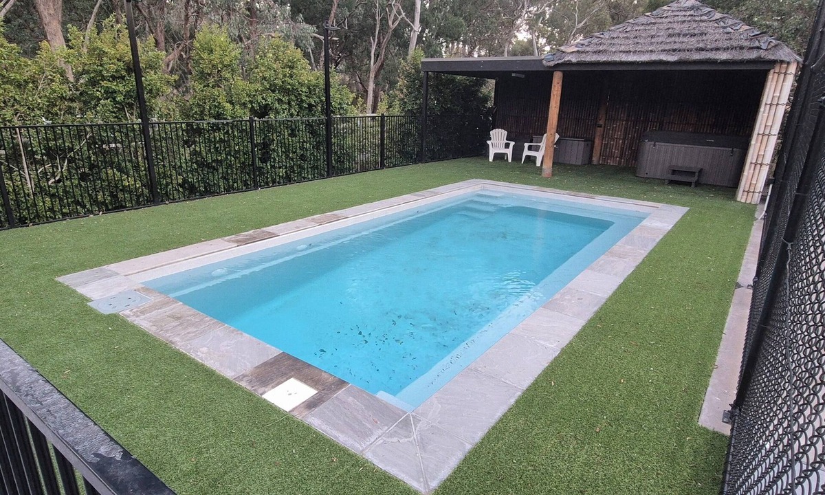 Yarrambat House | Family Luxury Country Retreat Pool & Spa – Lodge 2