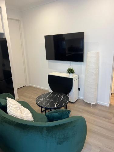 Plumpton House | Faser Rise home 2bedrooms