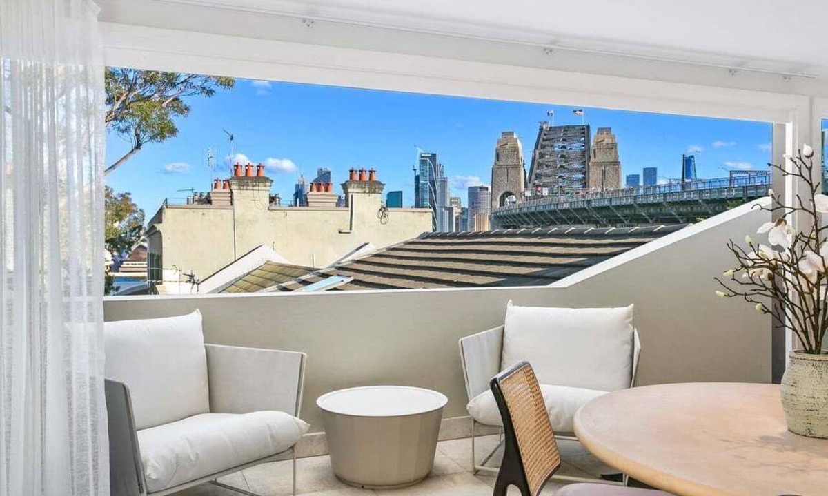 Kirribilli Apartment | FITZ2 - Kirribilli Comfort | 2-Bed Apartment With Harbour Views