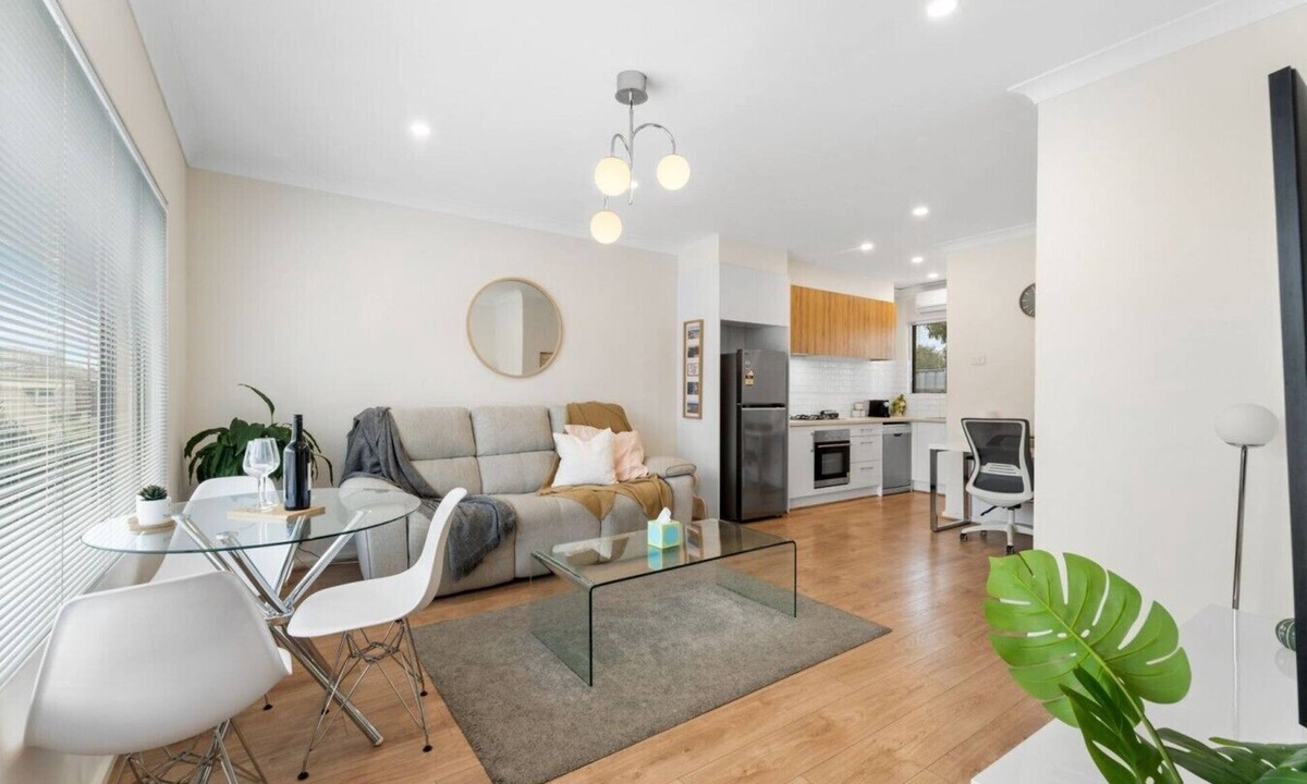 Henley Beach Apartment | FLO at Henley Beach: Beach, Brunch & Shopping