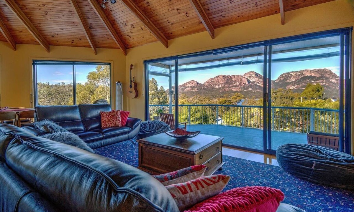 Coles Bay House | Forest Edge - Breathtaking Views of the Hazards