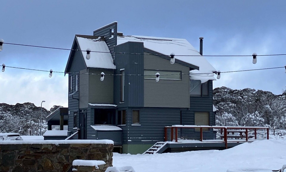 Dinner Plain Ski Chalet | Freedom - Dinner Plain