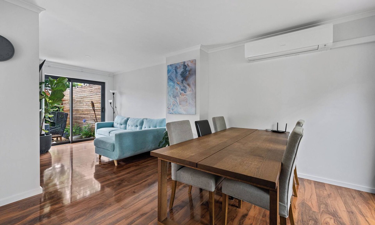 Downer House | Fully Renovated with Outdoor Fun