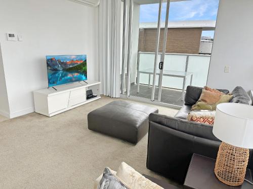 Zetland Apartment | G901S - Bright Zetland Escape with City Views