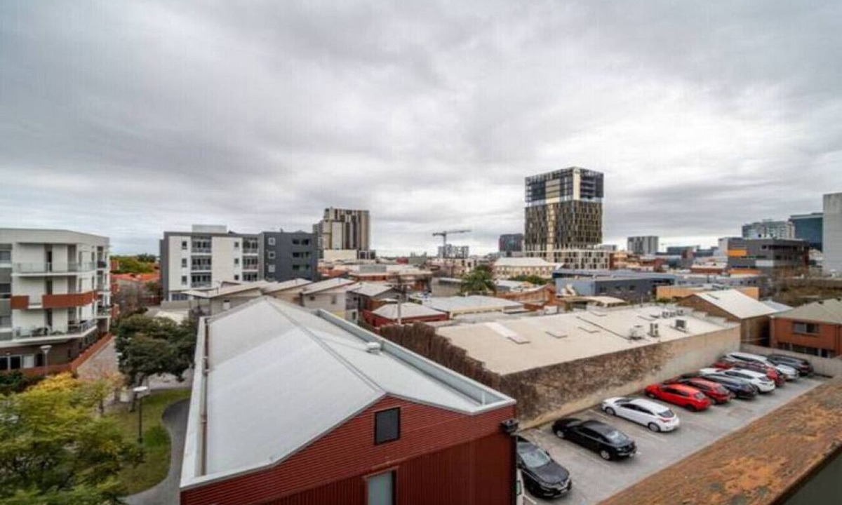 Adelaide Central Business District Apartment | Get Comfy on Frew - CBD Stay near Parklands & Dining