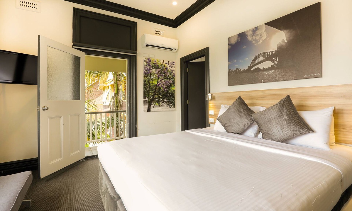 Kirribilli Hotel | Glenferrie Lodge