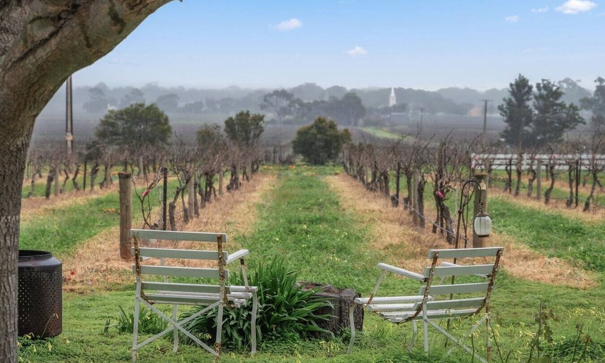 Penrice Cottage | Grace Cottage - Peaceful Vineyard Escape in the Barossa Valley