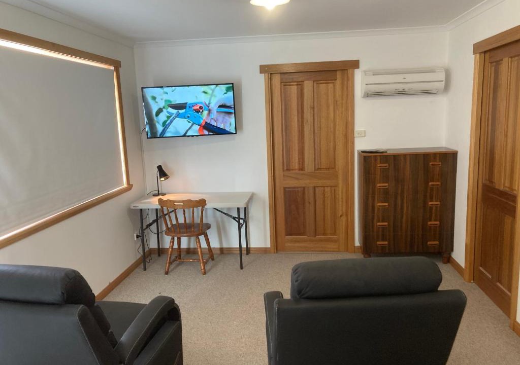 St Leonards Apartment | Granny Flat