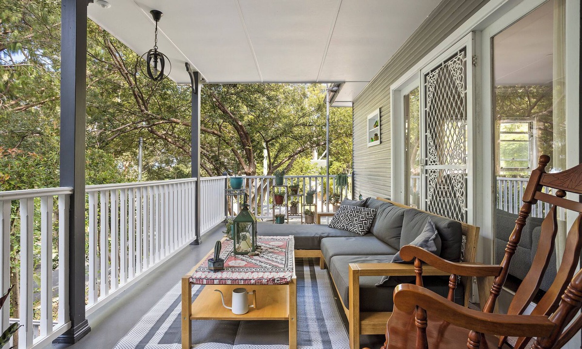Mount Pleasant House | Greenslopes By Wollongong