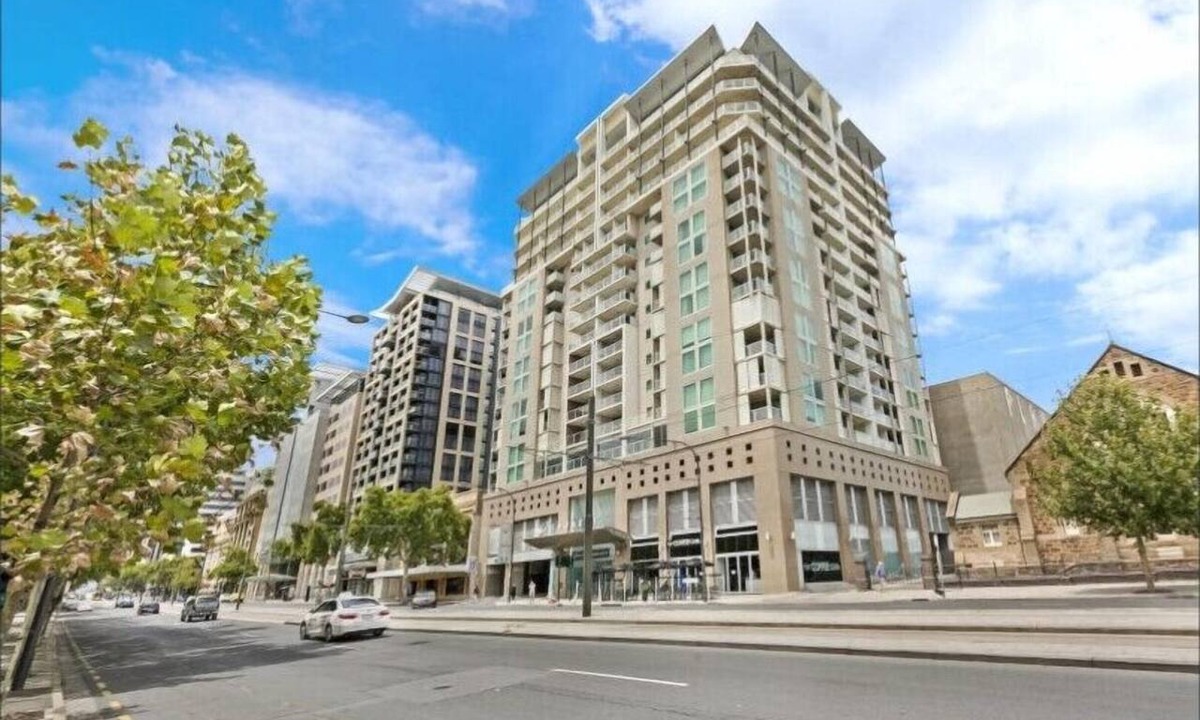 Adelaide Central Business District Apartment | Happy bnb suite on Adelaide CBD