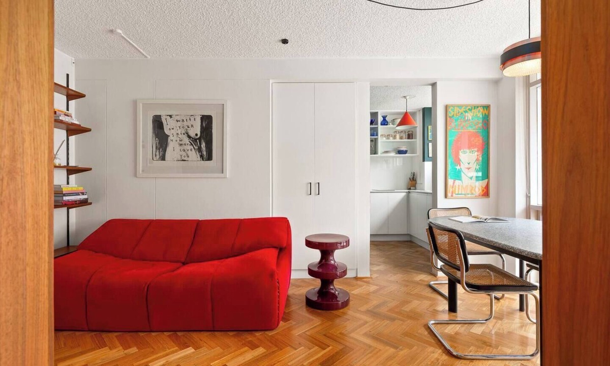Elizabeth Bay Apartment | Harbour Edge Hideaway across Beare Park and Marina