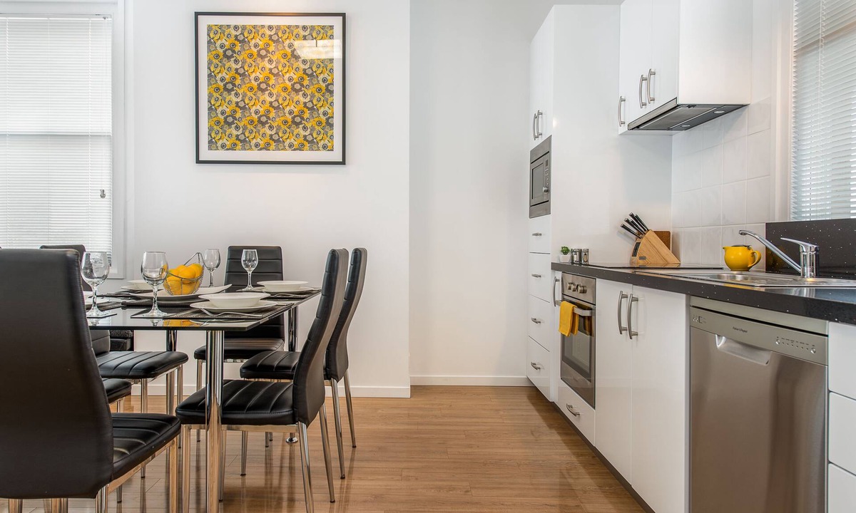 Hobart Central Business District Apartment | Hobart Cityscape