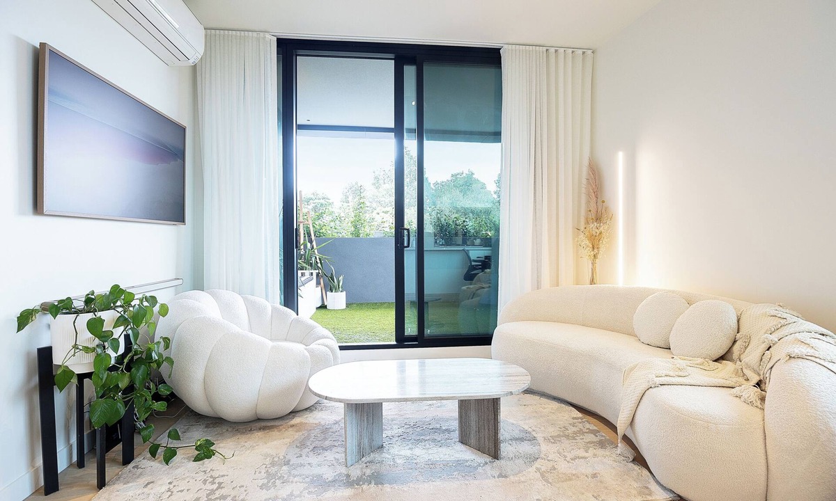 South Melbourne Apartment | Home away from home, South Melb