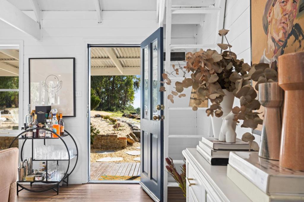 Glenlyon House | Honey Hill
