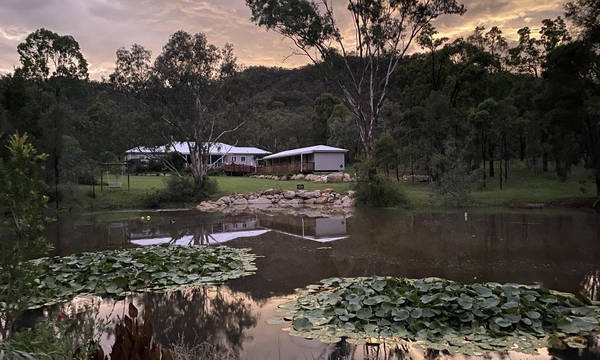 Broke House | Hunter Moon - A stunning Country Estate
