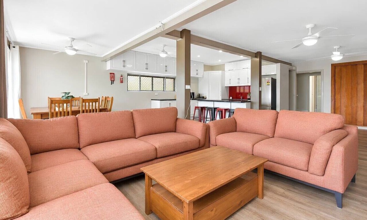 Cessnock House | Hunter Valley Group Retreat | Pool | Sleeps 16