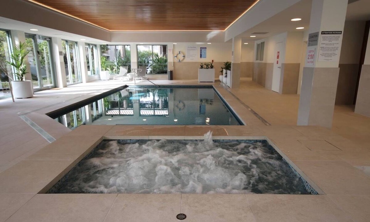 Lorne Apartment | Ideal for couples and small families. 150 m to beach. EV point next to carpark
