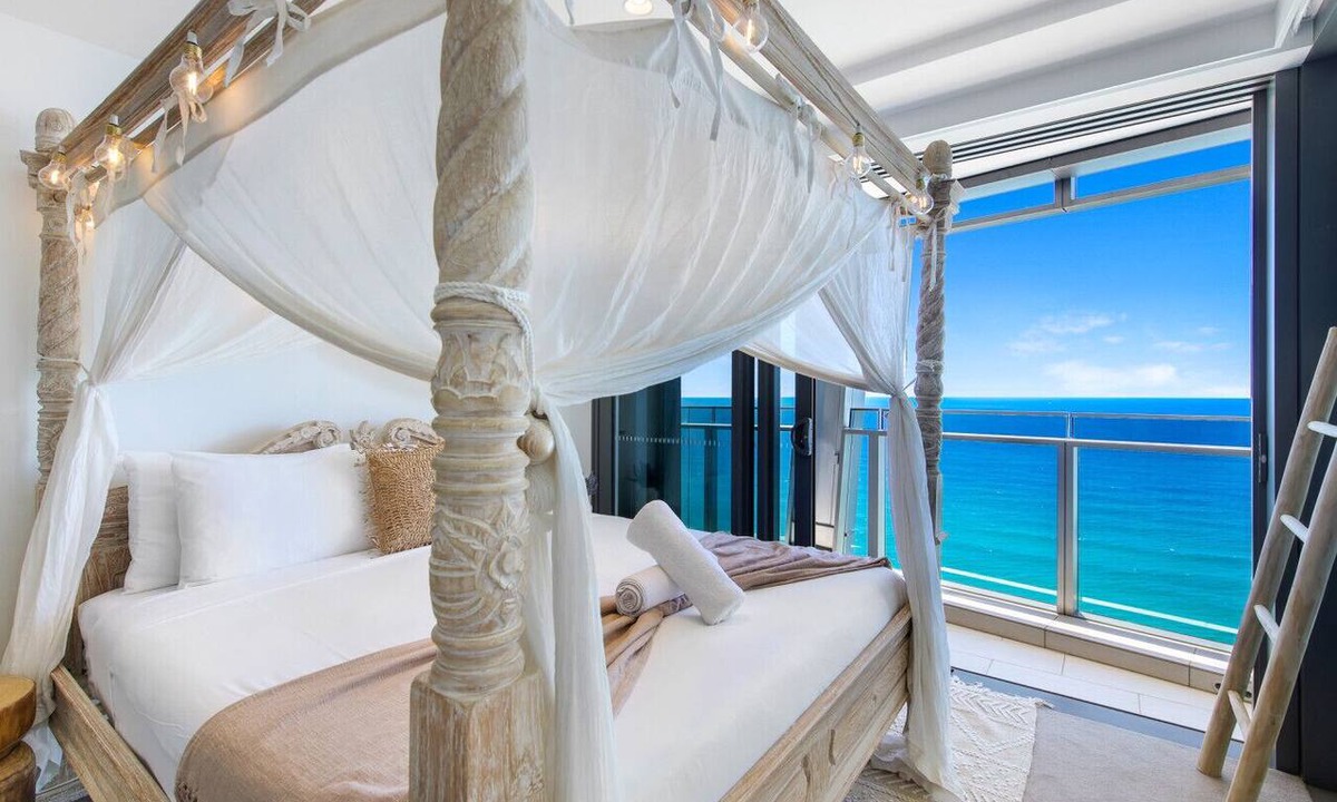 Surfers Paradise Apartment | Infinity Oceanview 2BR Suite | Jewel + Parking