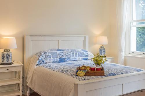 Woodend House | Islay House - Blue Room