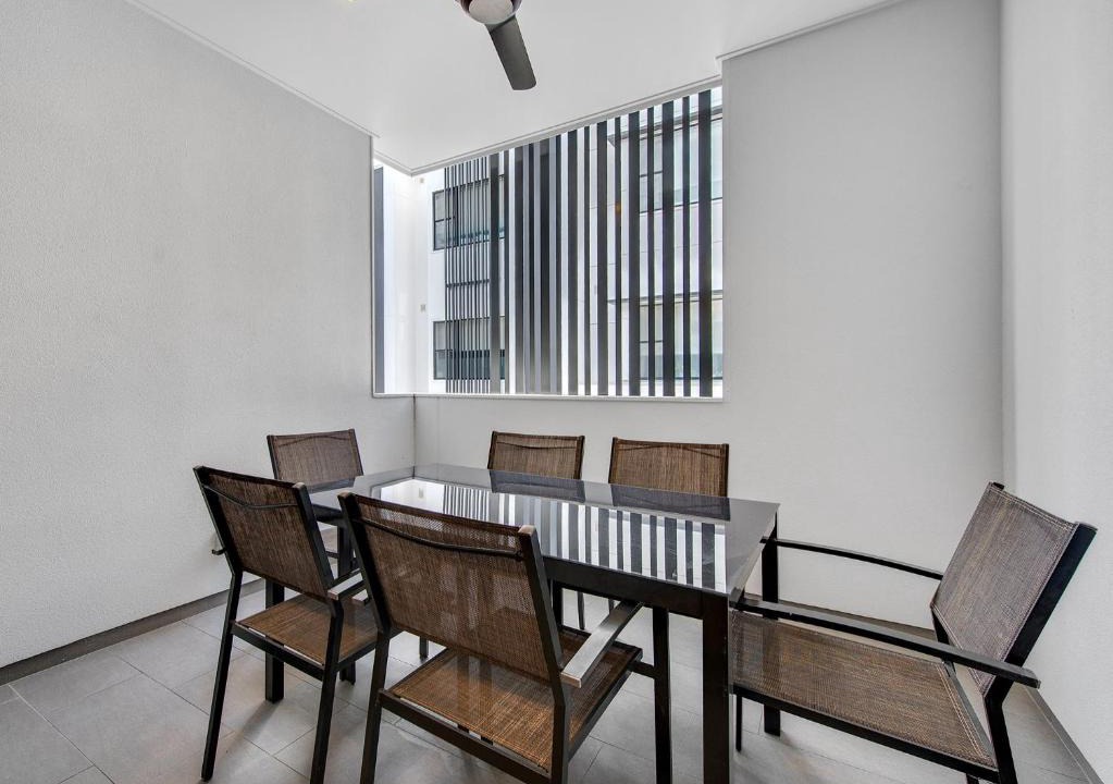 Bulimba Apartment | J24B - Bulimba Home from Home