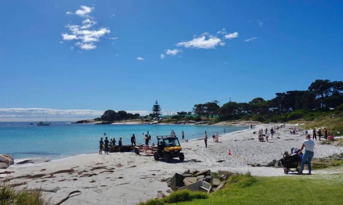Bicheno House | "Jetty's End Bicheno"