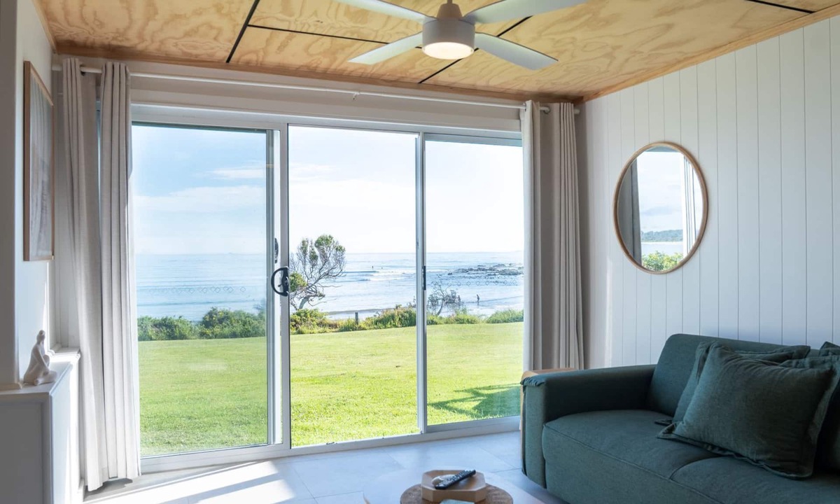 Arrawarra Headland Apartment | Jim & Dots Beachside Escape
