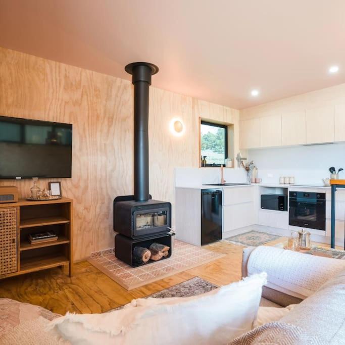 Branxholm Apartment | Just Down the Road