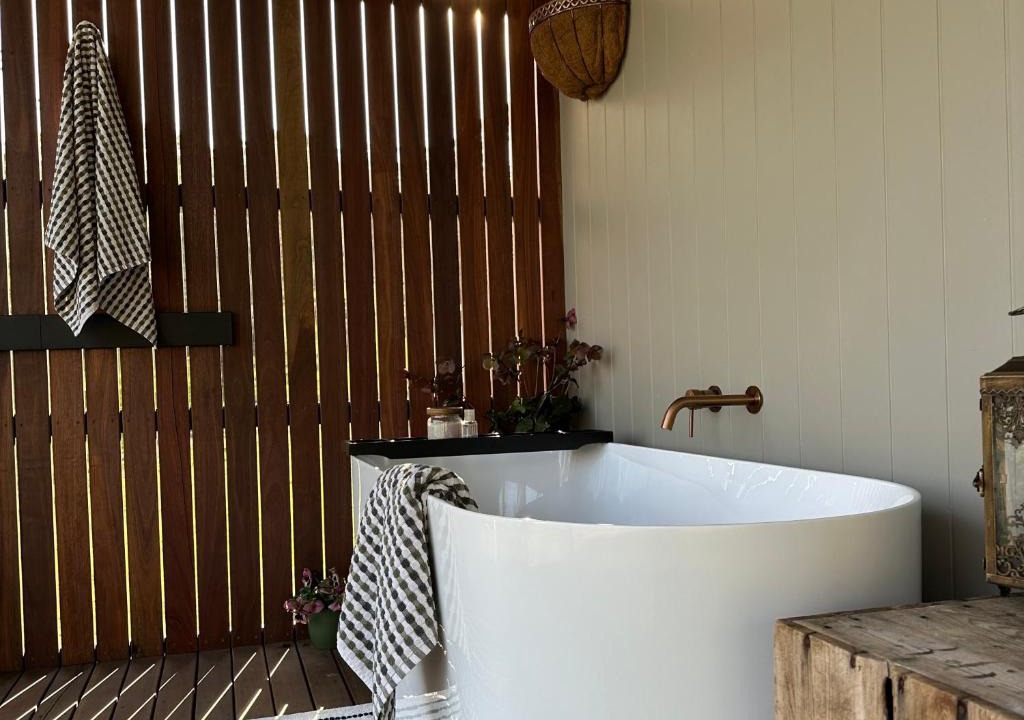 Flaxman Valley Villa | Kaiser Ridge - eco stay