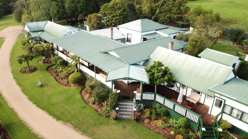 Mallacoota House | Karbeethong Lodge