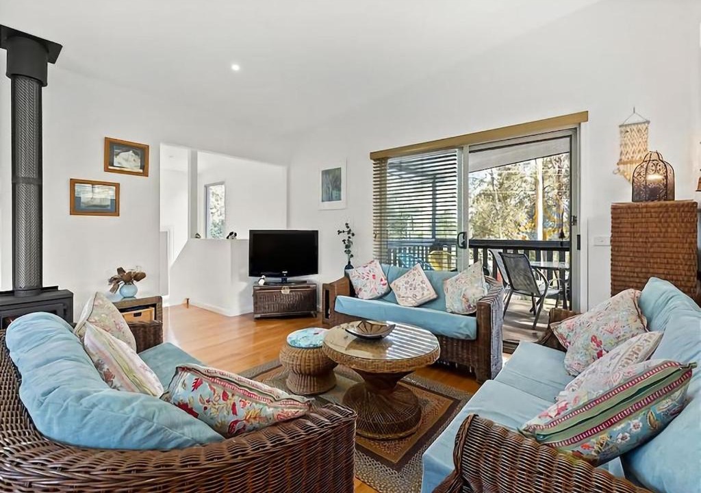 Mossy Point House | Kinnera Cottage Beach River & Cafés