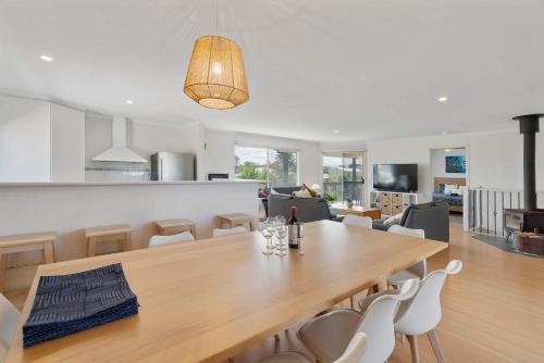 Middleton House | Kondoli 143 Newell Ave Middleton - Linen Included