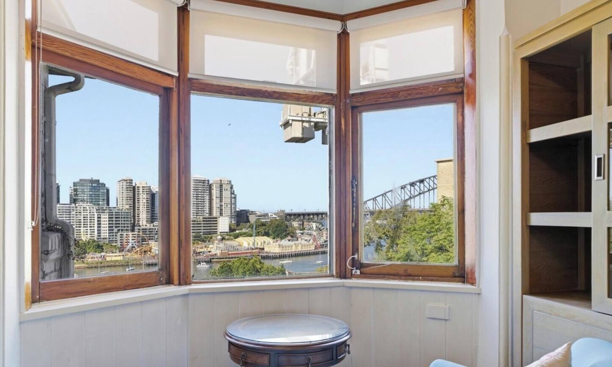 McMahons Point Apartment | KozyGuru | MacMahons Point | Iconic Harbour Vibe