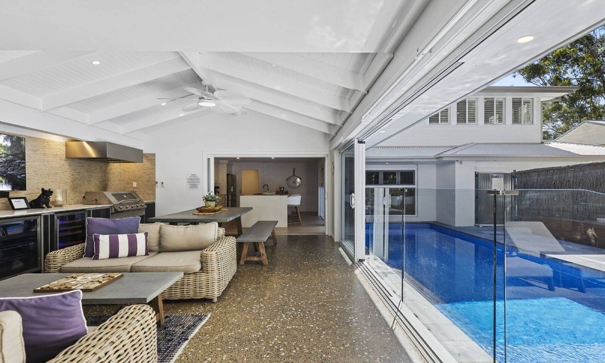 North Avoca House | KU DE TA | Pool , Spacious Home | Accom Holidays