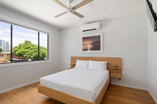 Labrador House | Labrador Living - Spacious Haven near Lagoon & Cafés