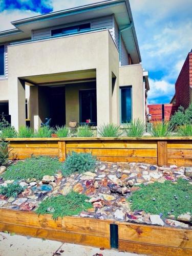 Nagambie House | Lakeside
