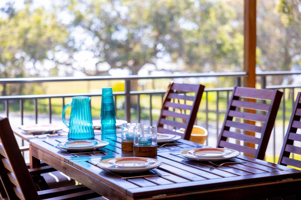 Bonny Hills House | Little Beach Bungalow - at Bartlett's