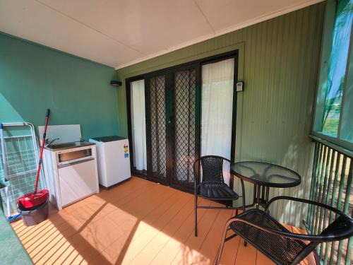 Cooktown Apartment | Little Bitty