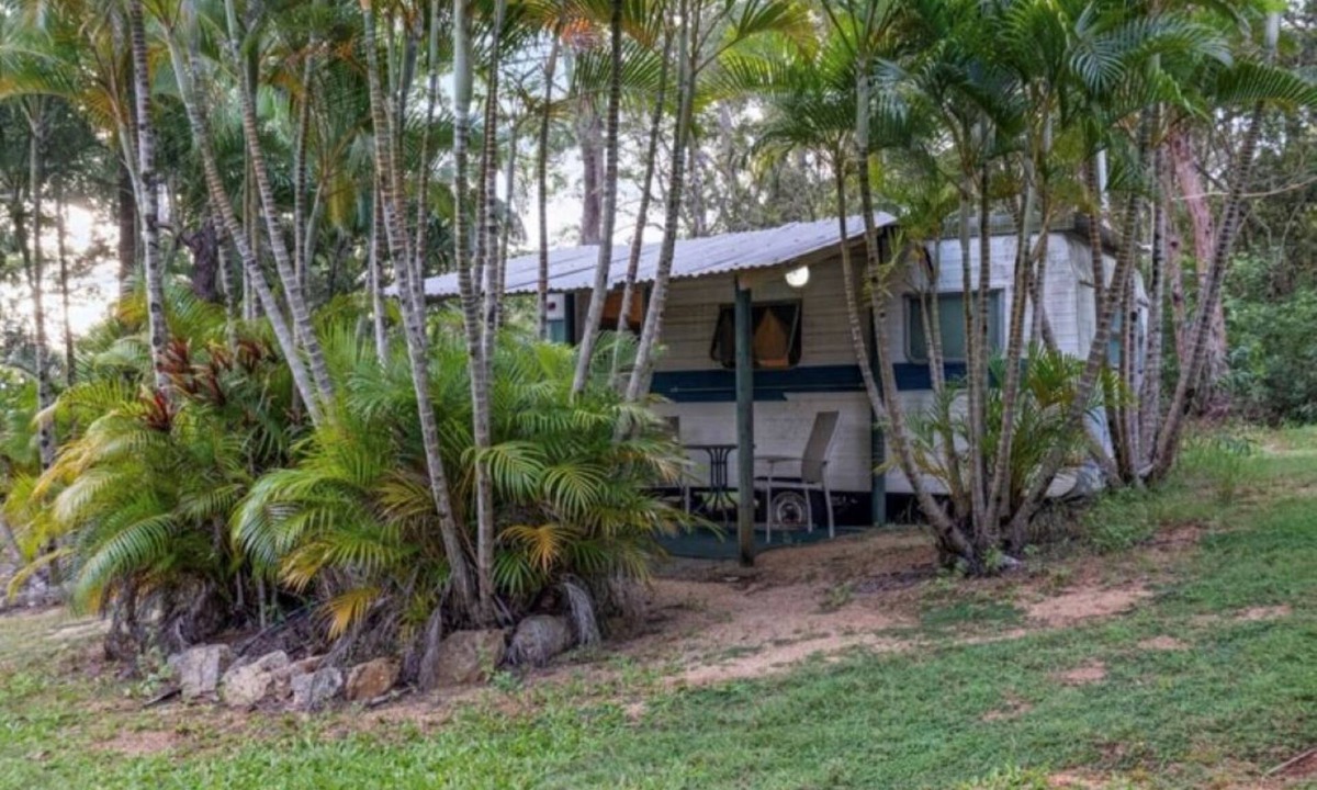 Bondoola House | Love is Everywhere when we look through the lens of the heart.