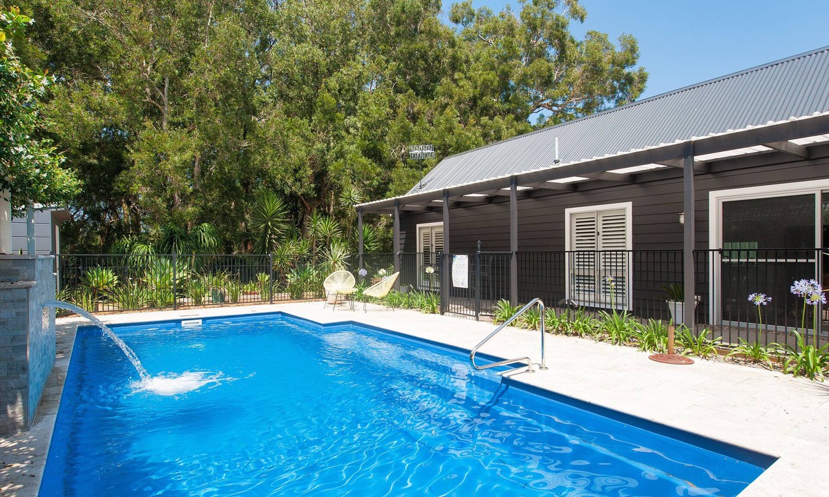 Salamander Bay House | Luxury Couples Retreat with Heated Private Pool in Salamander Bay