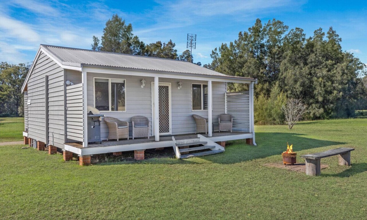 Lovedale Cottage | Madigan Cottages | Kookaburra Cottage