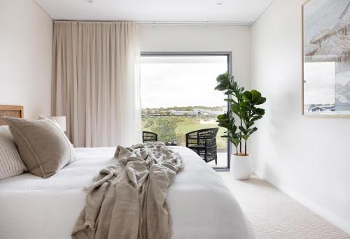 Magenta Shores House | Magenta Palms