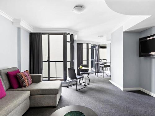 Haymarket Apartment | Mantra Sydney Central