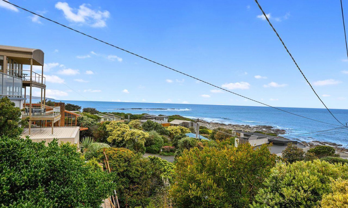 Marengo House | Marengo Beachside Charm Ocean Views