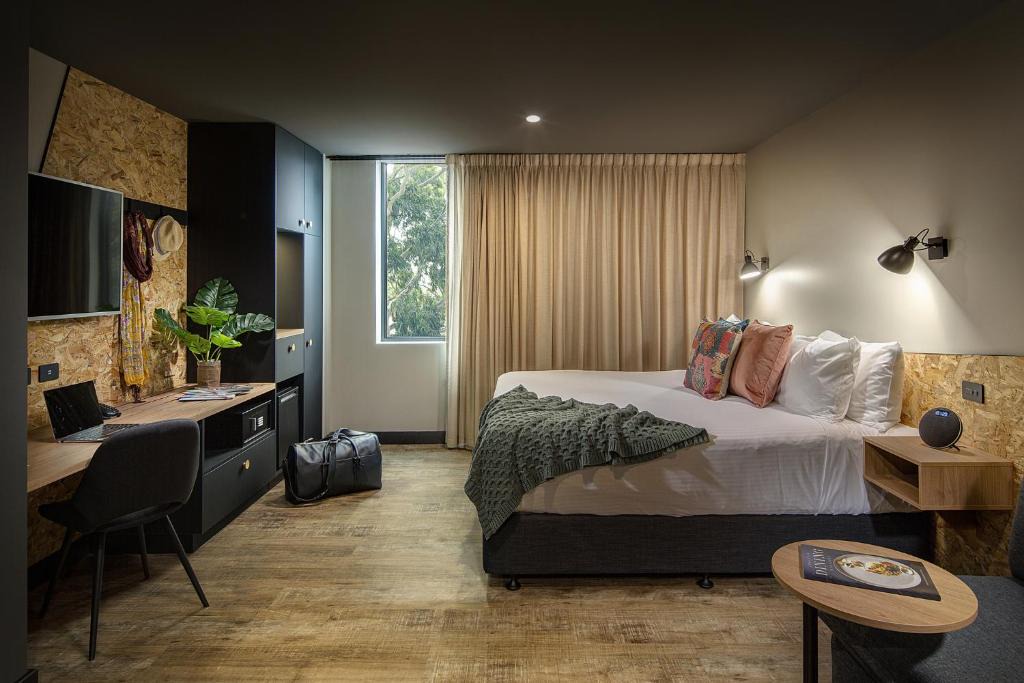Mitchell Park Hotel | Marion Hotel